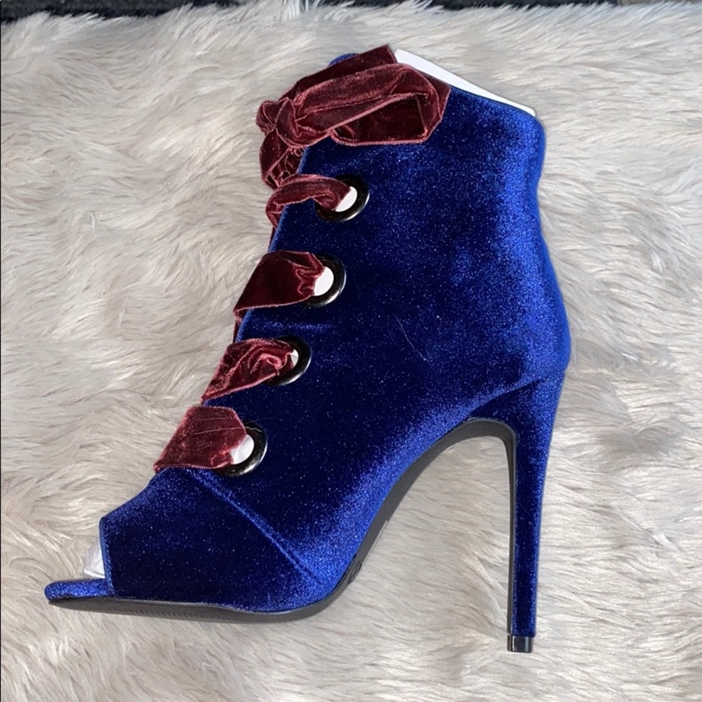 Peep toe ankle bootie